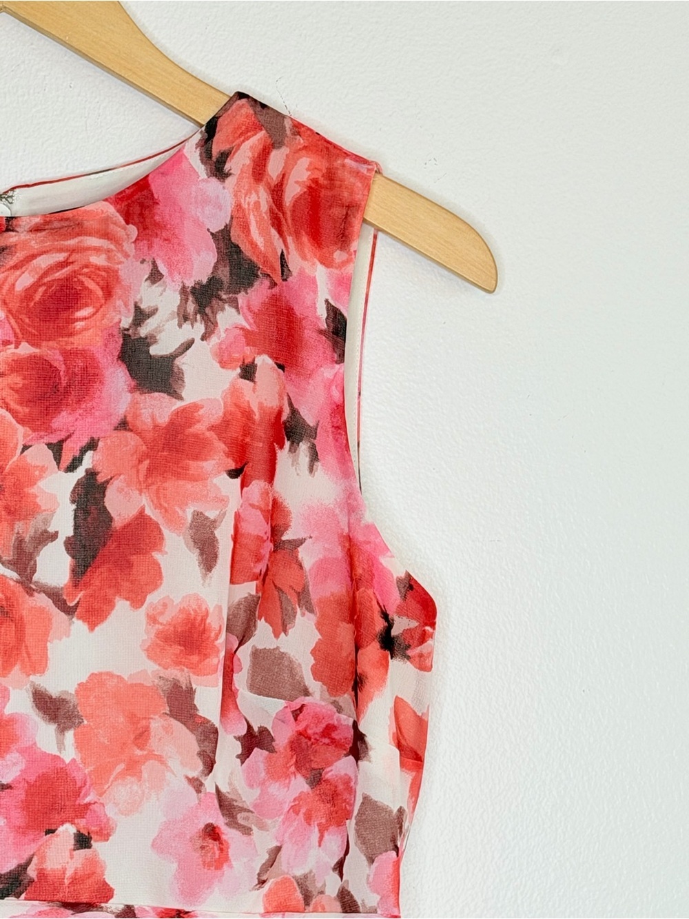 LAUREN Ralph Lauren Vibrant Floral Ruched Sleeveless Midi Dress Women’s Size 4 - Picture 7 of 13